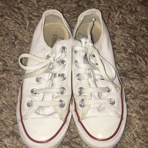 🍦 White converse all stars
